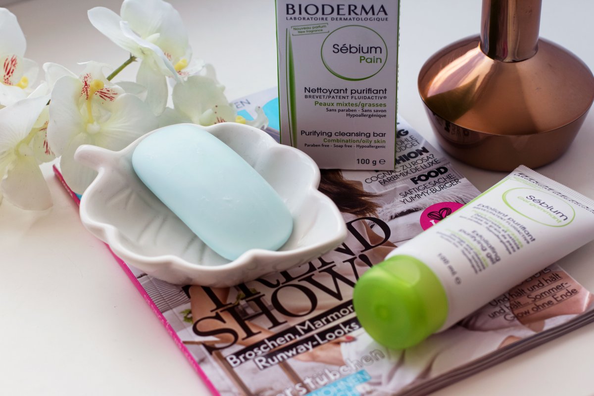 Kleidermädchen - Review Bioderma Sébium Pain und Peeling Gel