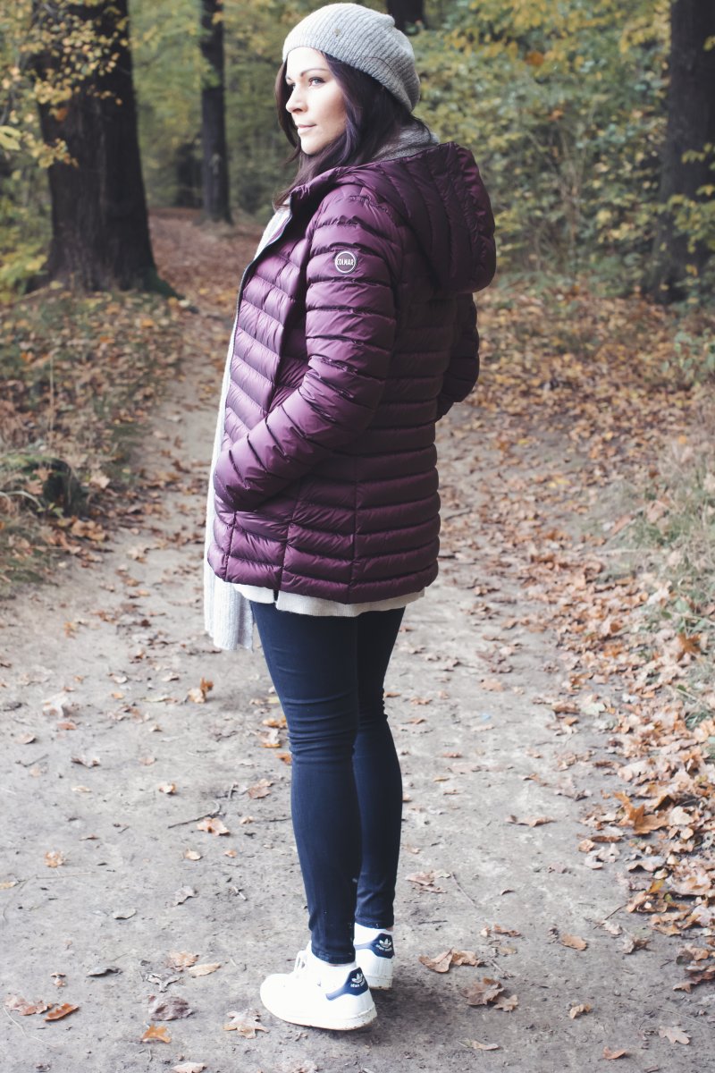 Outdoor Outfit mit Colmar Daunenjacke und Sneakers, Kleidermaedchen.de Modeblog, erfurt, thueringen, berlin, fashionblog, Fashion Blog, Magazin, Blogazine, kleidermaedchen.de, Influencer Marketing und Kommunikation, Creator, Winteroutfit, Esprit Schal und Mütze, Boden Rollkragenpullover, Turtleneck, Scarf, Topshop Jamie Jeans, Adidas Stan Smith Sneakers