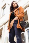 Outdoor Outfit mit Colmar Daunenjacke und Sneakers, Kleidermaedchen.de Modeblog, erfurt, thueringen, berlin, fashionblog, Fashion Blog, Magazin, Blogazine, kleidermaedchen.de, Influencer Marketing und Kommunikation, Creator, Winteroutfit, Fashionkarussell, Bloggerserie, bloggercommunity, H&M Pullover, Samt, Karo, Samt Trend, Winter Trend, Fashionblog, Modeblog, Kleidermaedchen Modeblog, Zara, Skinny Jeans, Ankle Boots Edited the Label, Samt Stiefeletten, Samt Top, Fossil Piper Bag, Blazer