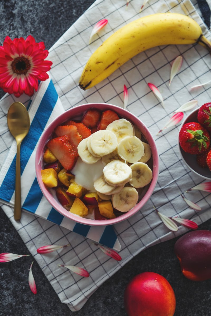 Vegetarische Frühstücksrezepte mit Light live Mango, alkoholfreies Frühstück mit Light live Sparklings, alkoholfreier Sekt, Light live alkoholfreier Genuss, Apfel-Bananen-Walnuss-Porrdige, Joghurt mit Mango, Erdbeeren und Banane, vegetarische Toast Muffins mit Tomate und Ei, Mango Sorbet mit Mango Light live Sekt, Frühstücksideen, Foodblog, Food Blog, Lifestyle Blog, Lifestyleblog, Lifestyle Magazin, kleidermaedchen.de, Blogazine, Modeblog, Fashionblog, Erfurt, Thueringen, Leipzig, Influencer Marketing und Kommunikation, Creator