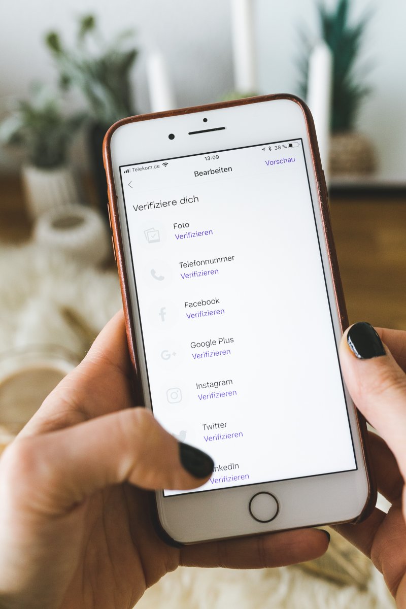 Badoo App, Online Dating, Freundschaften, Kennenlernen, Badoo Network, Single, Beziehung, Daten, Verlieben, Modeblog Fashionblog, Beautyblog, Lifestyleblog, Erfurt und Berlin, kleidermaedchen.de, Influencer Marketing und Kommunikation