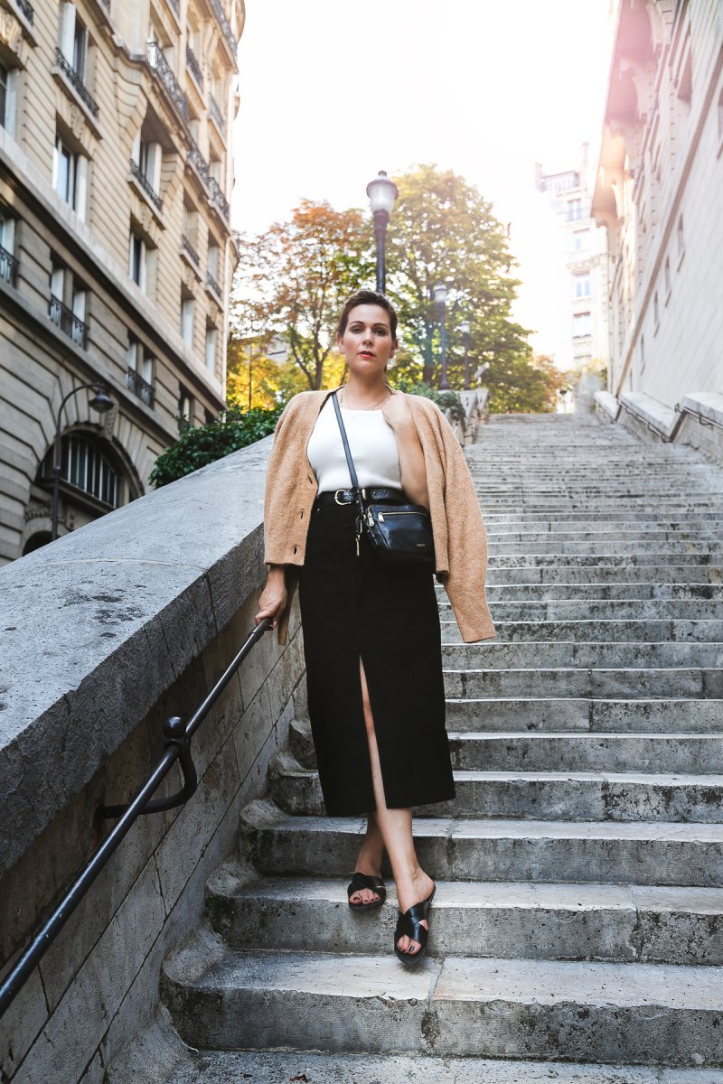 Pencil Skirt, Bleistiftrock, Herbst Outfit, Bleistiftrock kombinieren, luftiger Herbstlook, Herbst Outfit 2019, Autumn Style, Fall Style, Herbst Outfit mit Rock, Herbst Outfit mit Strickjacke, #sogehtsächsisch Modeblog, Fashionblog, Alltagslook mit Cardigan, Alltagslook mit Rock, Rock im Herbst, Tipps wie du Herbst #Röcke kombinieren kannst, Welche Schuhe zu Bleistiftrock, Mode Shooting in Paris, Fashion Trend 2019, Das ist in im Herbst 2019, Die schönsten Herbst Röcke 2019, #paris #parisstyle #bleistiftrock #rocktrends2019 #otherstories #leipzig