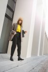 Auf dem Kleidermaedchen Modeblog zeige ich ein lässiges Alltagsoutfit mit Acne Studios Mütze, Samsøe Samsøe Balzer und Matt & Nat HYDE Tasche. Der perfekte Style für den Alltag. www.kleidermaedchen.de #winteroutfit #blazer #mattandnat #acnestudios #samsoesamsoe