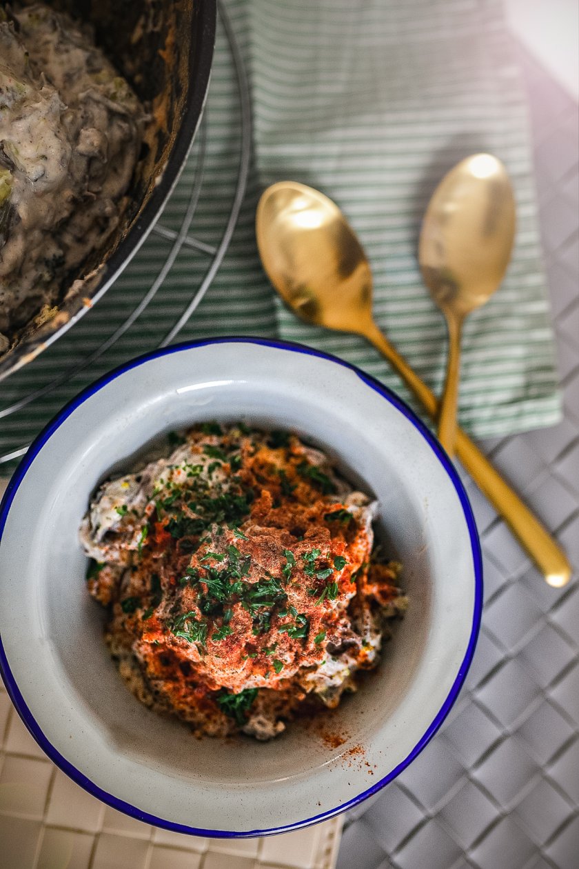 Auf dem Food- und Lifestyleblog kochen wir heute Blumenkohl-Pasta mit Brokkolie. Leckere alltagstaugliche vegane Rezepte für Anfänger und Fortgeschrittene. www.kleidermaedchen.de #vegan #blumenkohlpasta #blumenkohl #brokkolie #gesundegerichte #foodblog #lifestyleblog