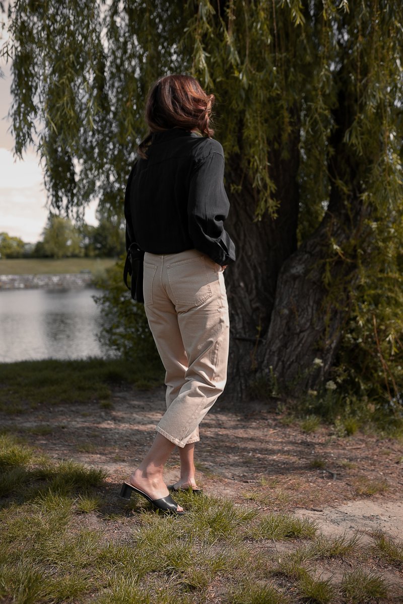 Ein Herbst Outfit im Business-Style findet ihr auf dem Kleidermädchen Modeblog. Ich zeige euch, wie ihr Blusen im kommenden Herbst/Winter 2020 kombinieren könnt. Mehr dazu findet ihr auf www.kleidermaedchen.de